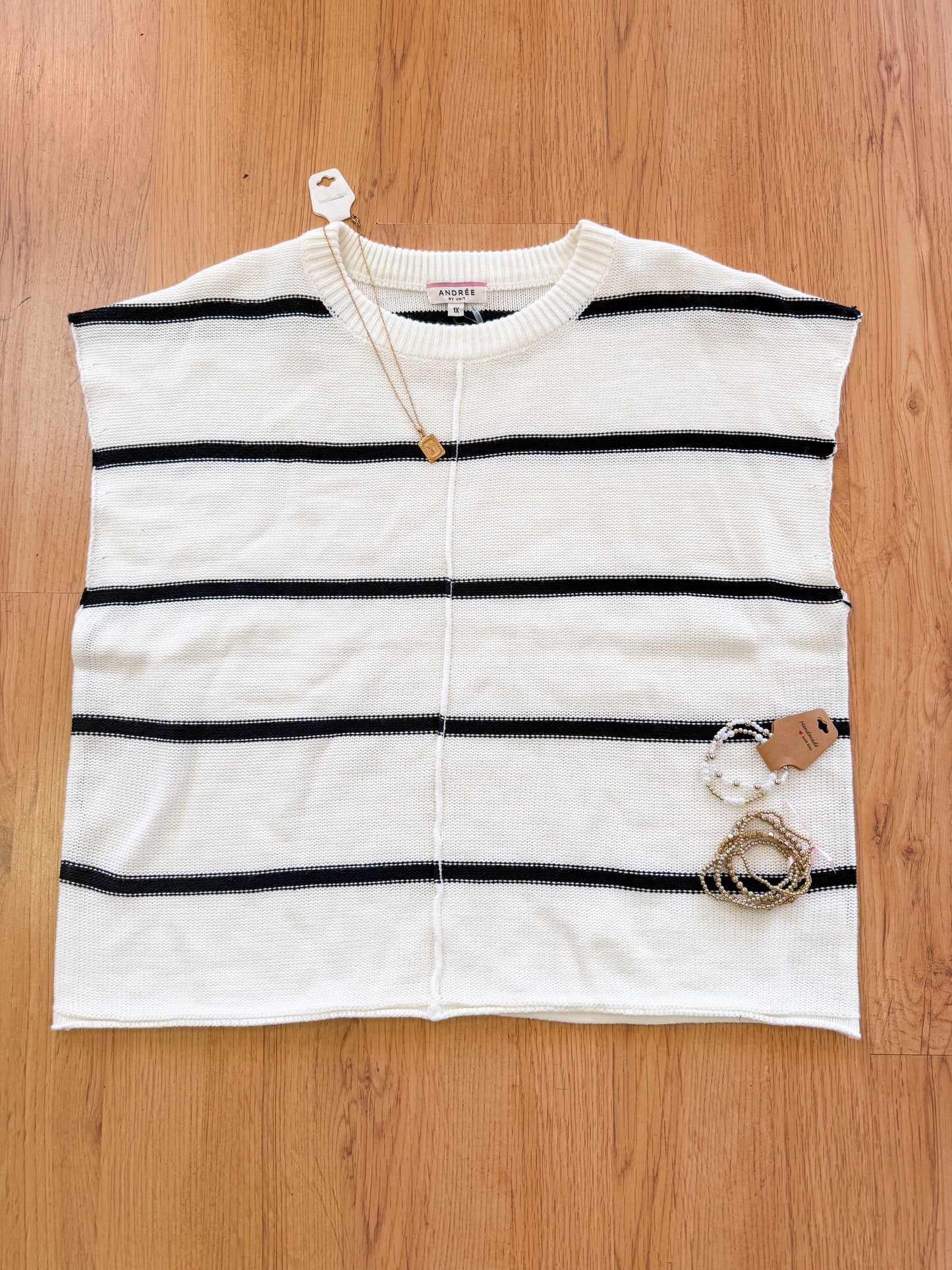 PLUS SIZE- Striped Top