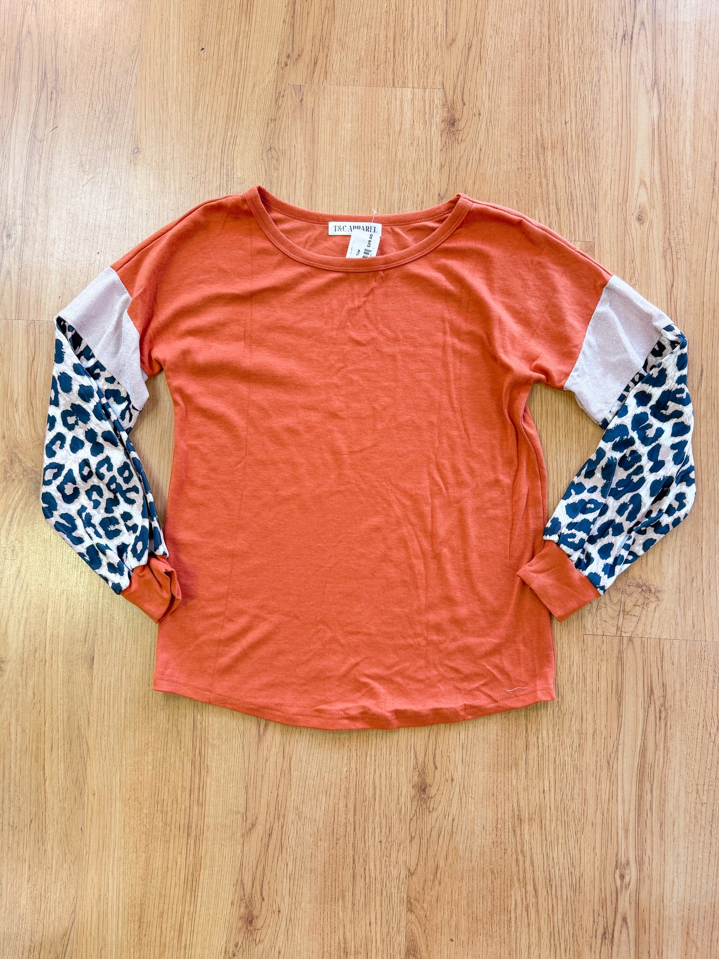 Leopard Sleeve Top